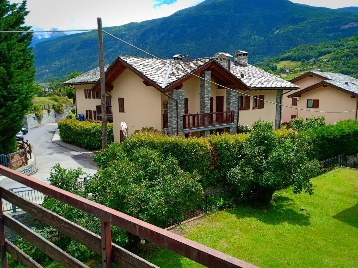 Appartamento Ai Piedi Del Gran Paradiso Saint-Pierre Exterior photo